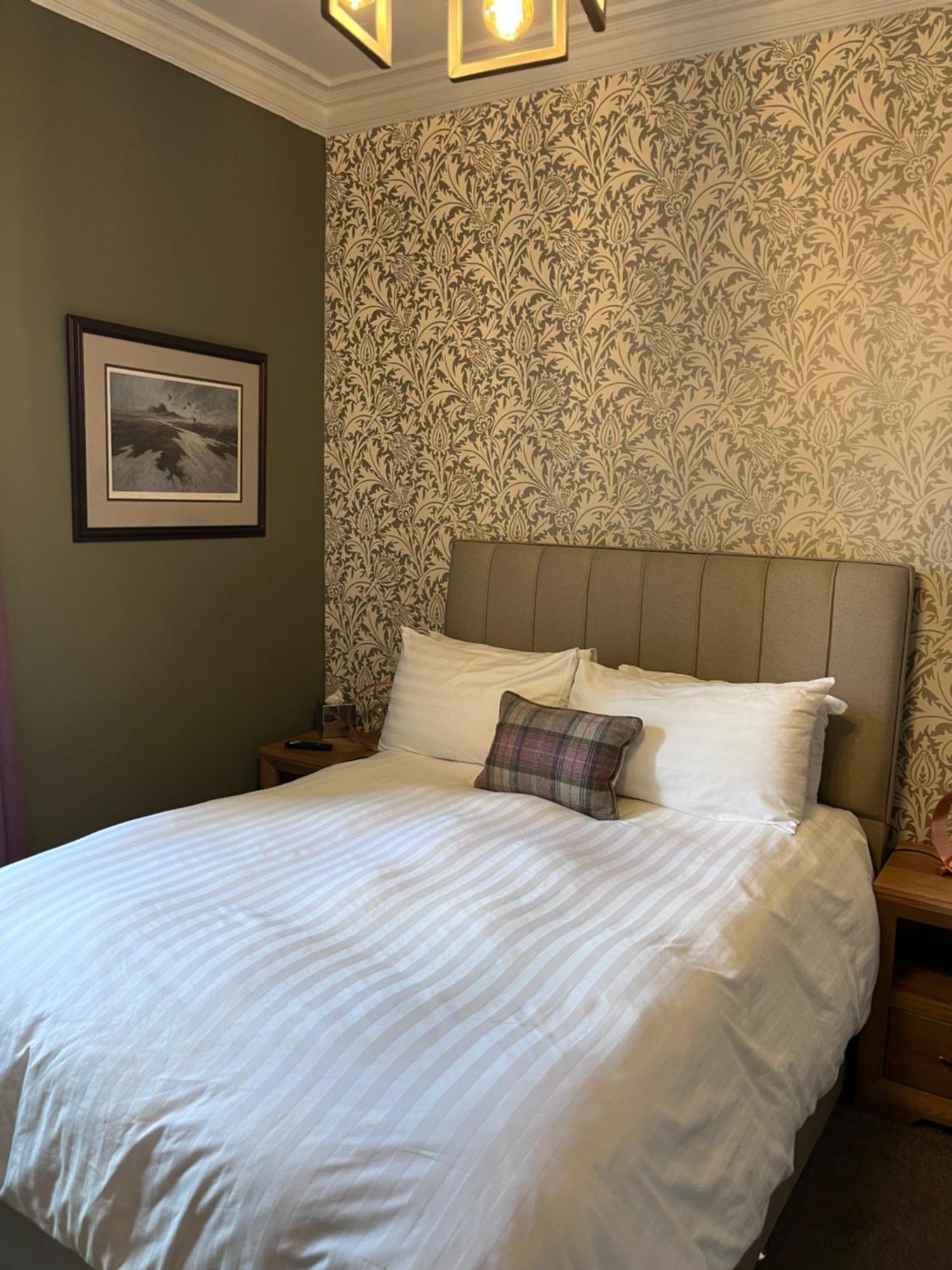 Ravenswood 3* Stirling